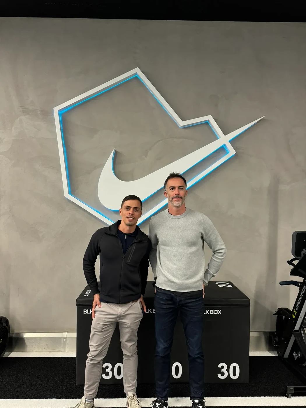 Mauricio Palacio and Esteban, the two founders of Eventtia, standing together.